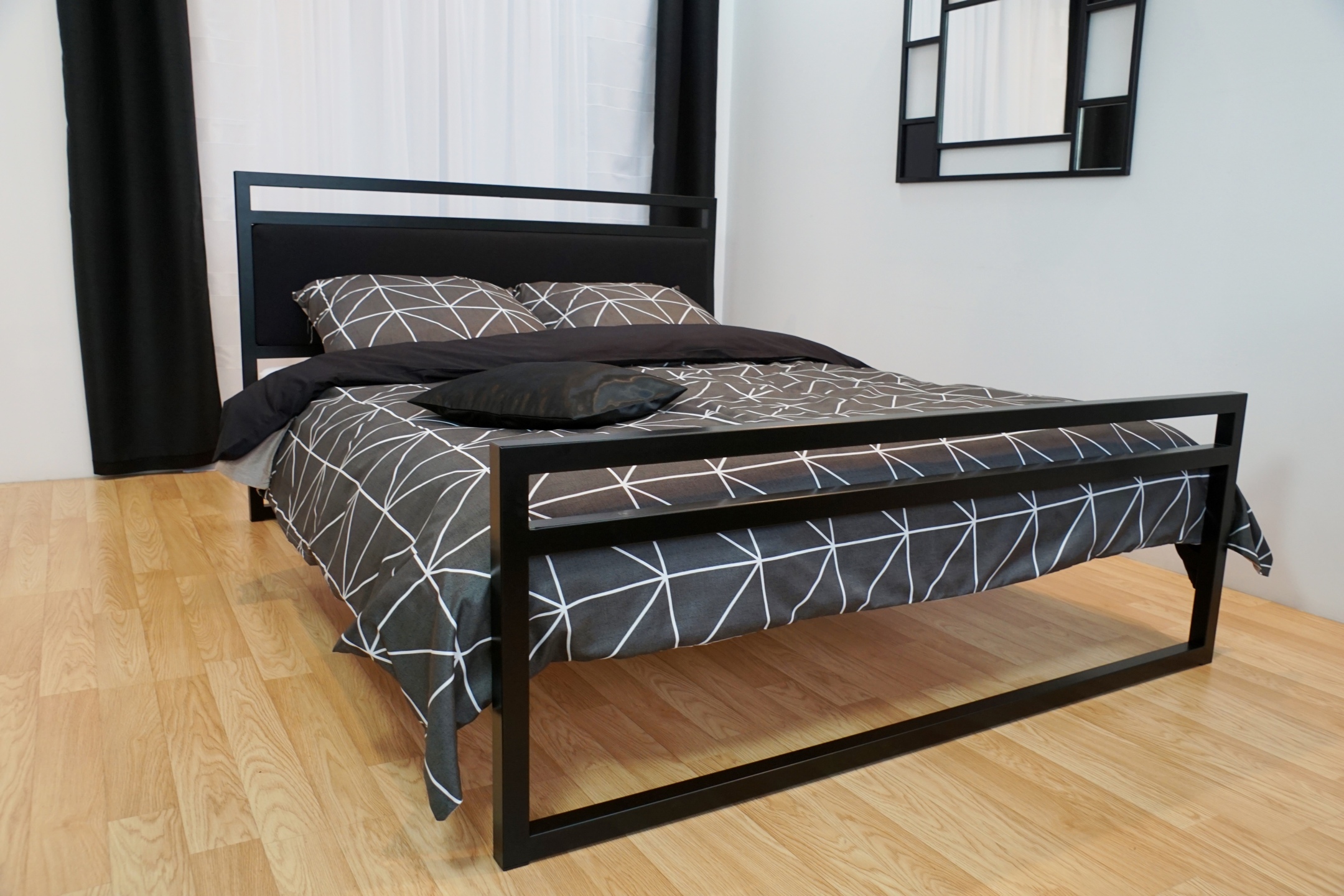Łóżko w stylu loft: Nowoczesne rozwiązanie do twojej sypialni!
